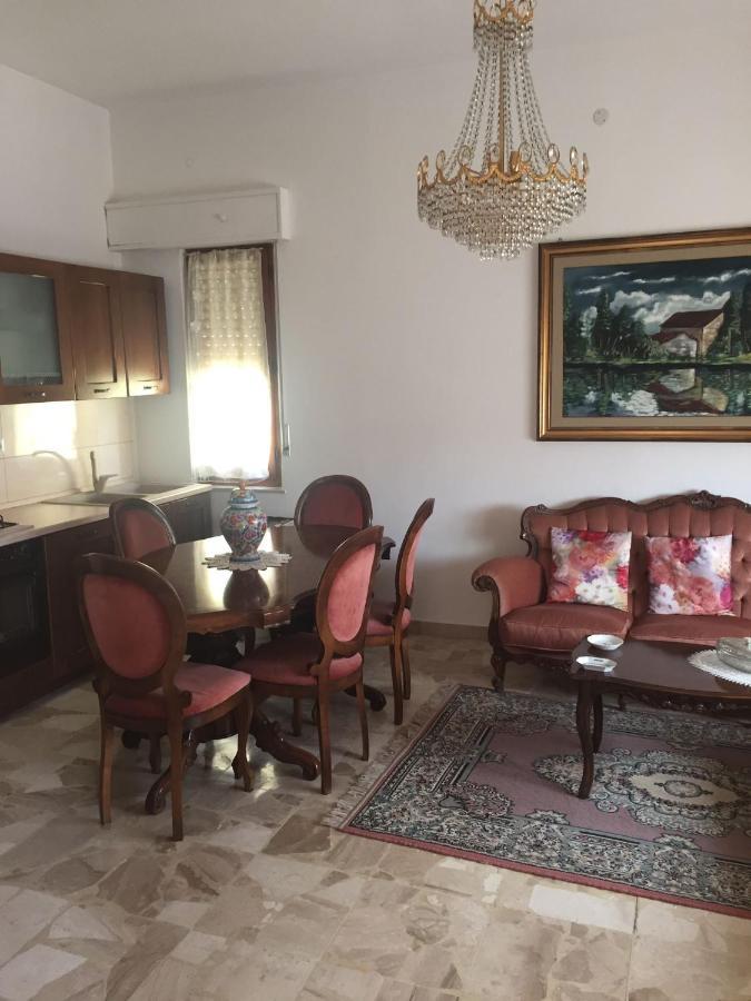 B&B Anna Piscinas Ngoại thất bức ảnh