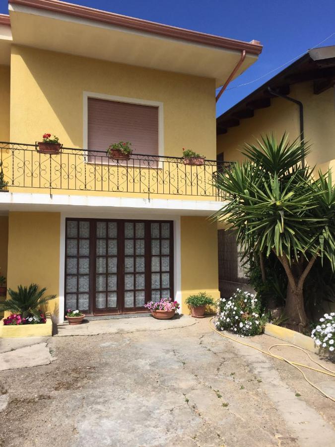 B&B Anna Piscinas Ngoại thất bức ảnh